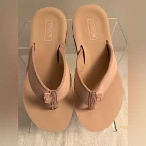 Sporty Yellowbox Rina Flip Flop Size 7.5/8